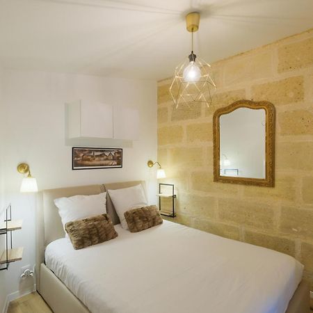 Les Suites D'Alienor, Suite Cosy Pessac Exterior photo