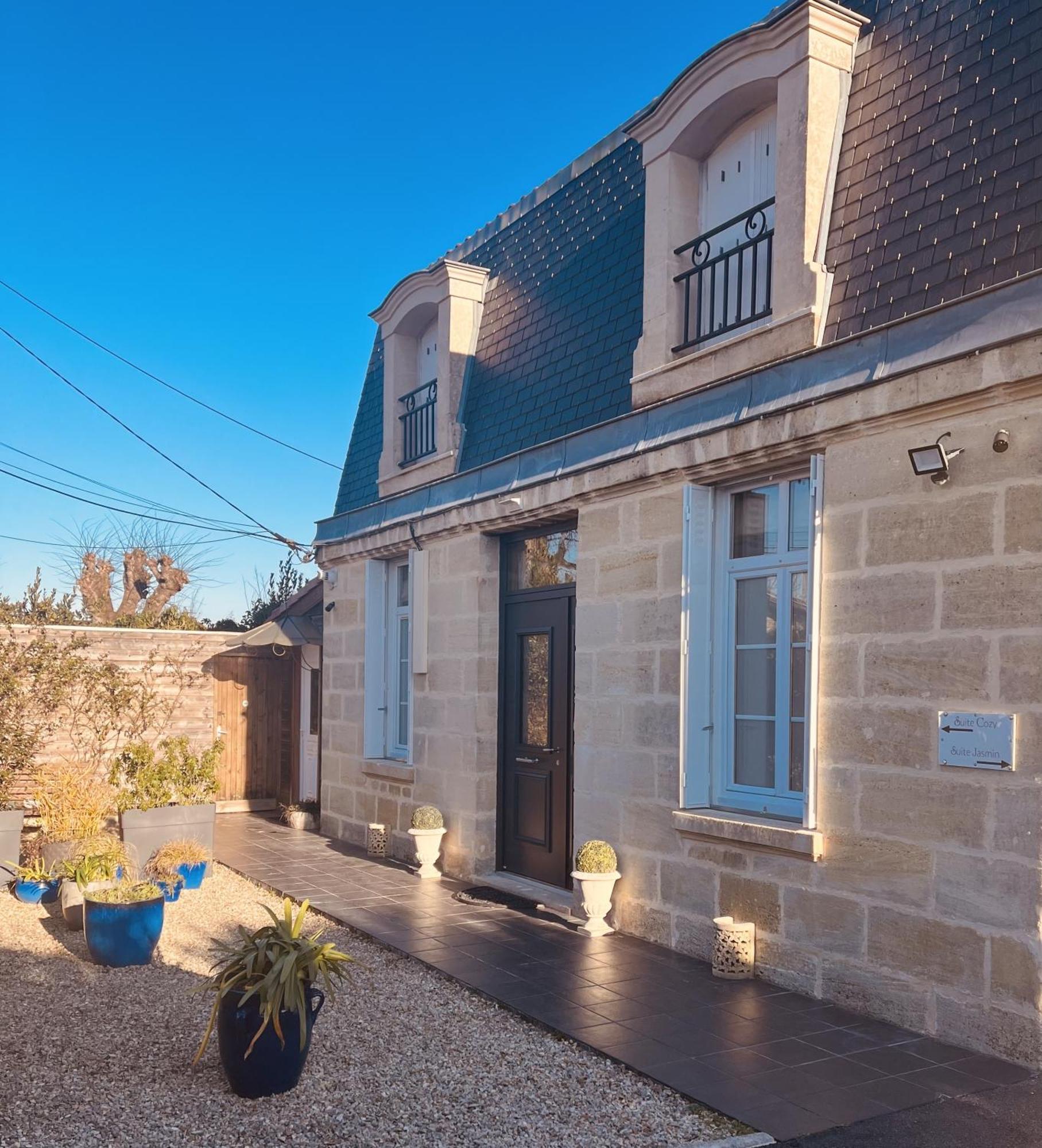 Les Suites D'Alienor, Suite Cosy Pessac Exterior photo